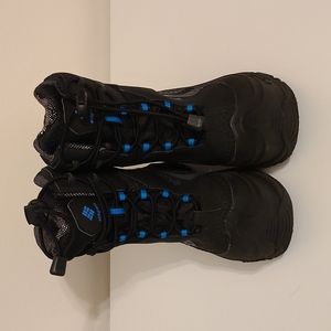 Columbia Bugaboot Boys Boots-size 2